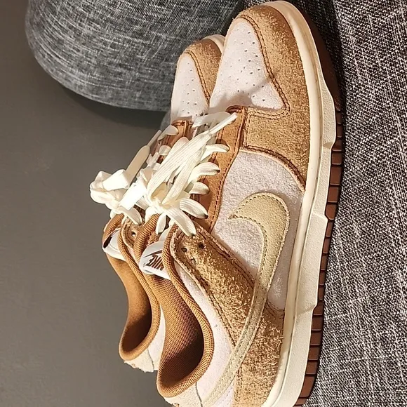 Nike Dunk Low Retro Premium Medium Curry Shoes