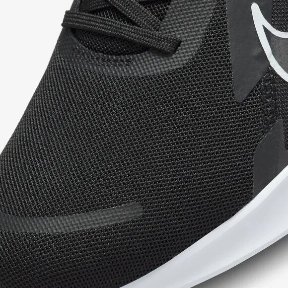 Nike Men's Quest 5 Running Shoes Black/Smoke Grey/Dark Smoke Grey/White