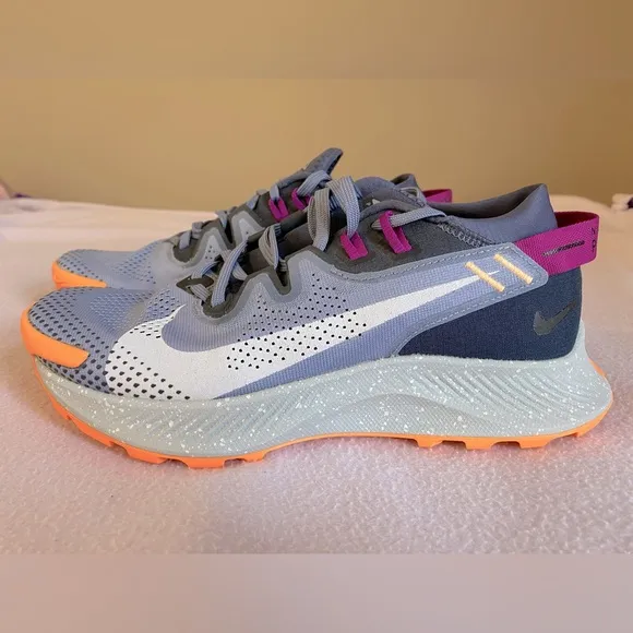 Nike Pegasus Trail 2 Running Shoes- Women’s 8