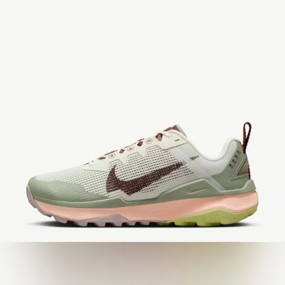 Nike Wildhorse 8 women's Trail Running sneaker Shoes size 10.5 new