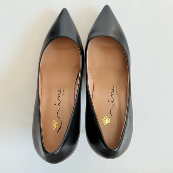 Nina Originals Black Pointed Toe Pump Heels size 8.5