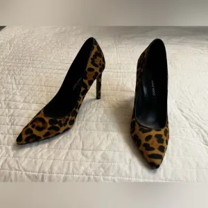 Nine West Tatiana leopard cow hair pointed toe pumps nwob