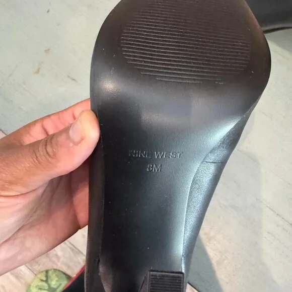 Nine West Women's Black Pumps