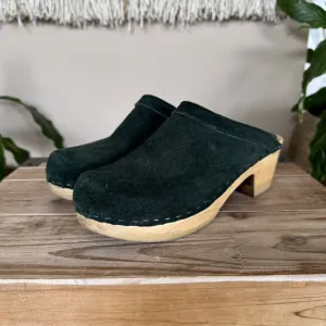 No. 6 Mid Heel Old School Deep Forest Green Genuine Suede Slip On Clogs Size 7