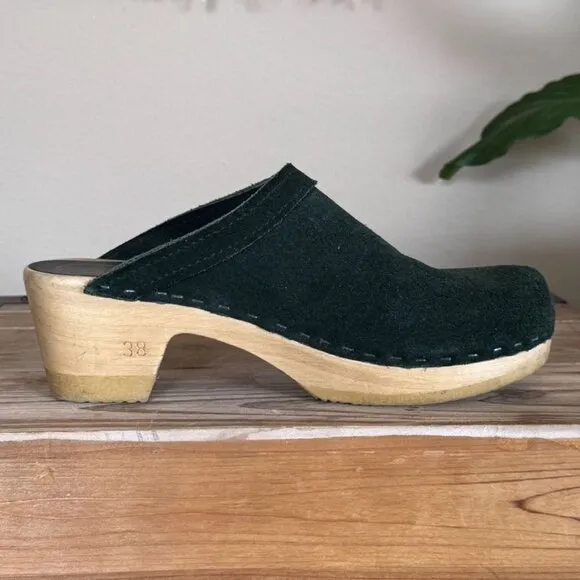 No. 6 Mid Heel Old School Deep Forest Green Genuine Suede Slip On Clogs Size 7