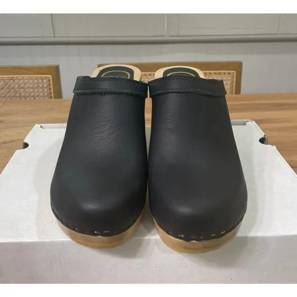 No. 6 Store Old School Clog High Heel Black Leather Upper Size 5 US 35 EU NIB