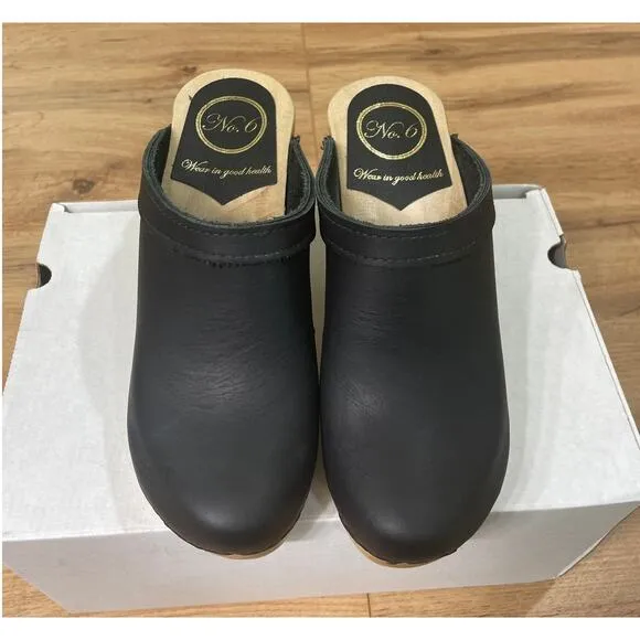 No. 6 Store Old School Clog High Heel Black Leather Upper Size 5 US 35 EU NIB