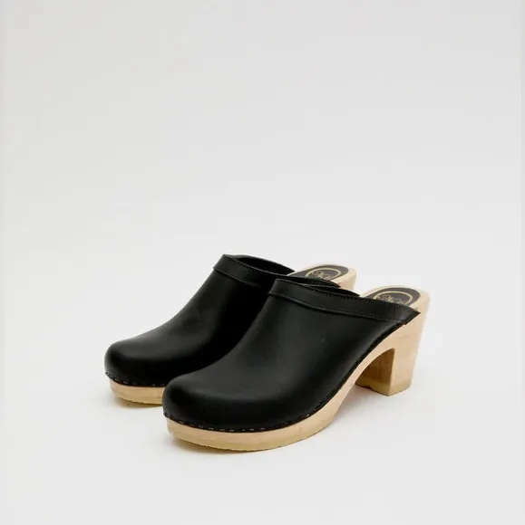NO.6 Old School Clog on High Heel in Black EU 41 / US 10.5 - 11)