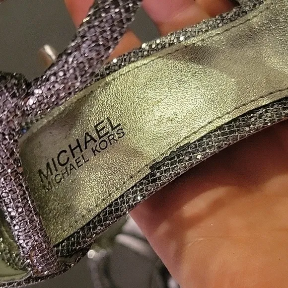 💚NWB MICHAEL KORS HEELS