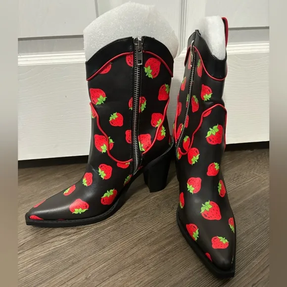 NWOB Dolls Kill x Strawberry Shortcake Black Meadow Greeting Cowboy Boots