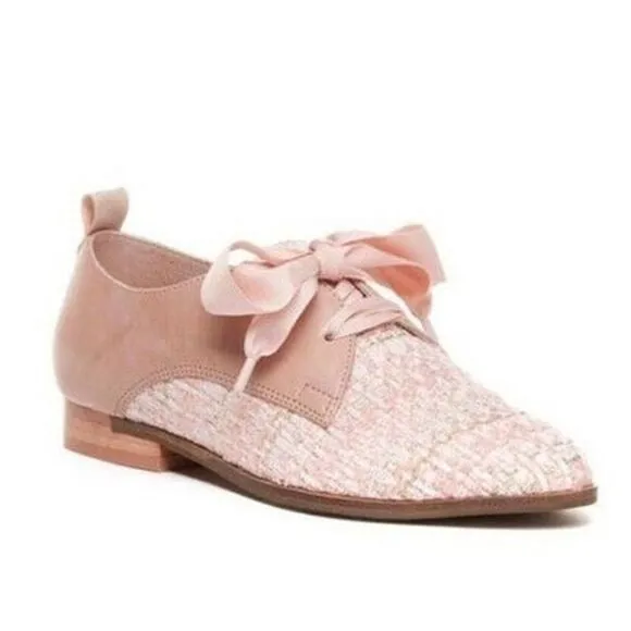 NWOB Kelsi Dagger Blush Pink Tweed &amp; Leather Lace Up Pointed Toe Oxfords 10