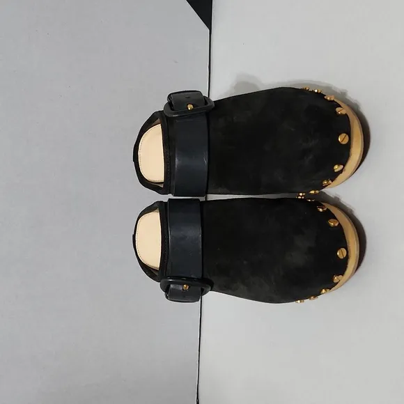 NWOB Veronica Beard Suede Dacey Clog Mules. Size 6.