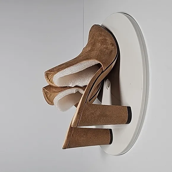 NWOT Adrienne Vittadini Nella Mules Block Heel Pointed Toe Faux Leather Brown 10