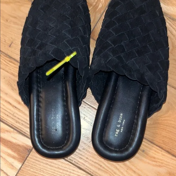 NWOT Black Rag &amp; Bone Mules with intrecciato Design