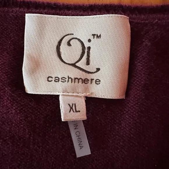 NWOT Burgundy 100% Cashmere sweater, size XL