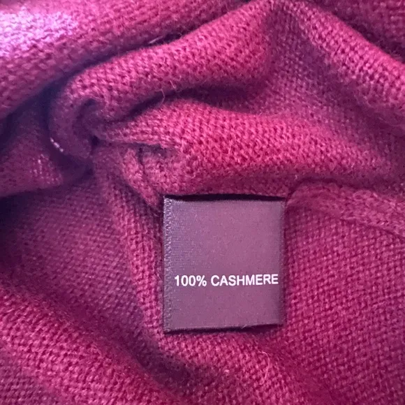 NWOT Burgundy 100% Cashmere sweater, size XL