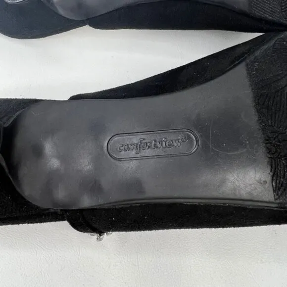 NWOT comfortview Wide Width The Bette Mule Suede Embellishment along strap 10W