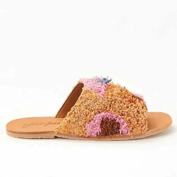 NWOT Free People Yuma woven &quot;shag&quot; peep toe sandal mules, 37