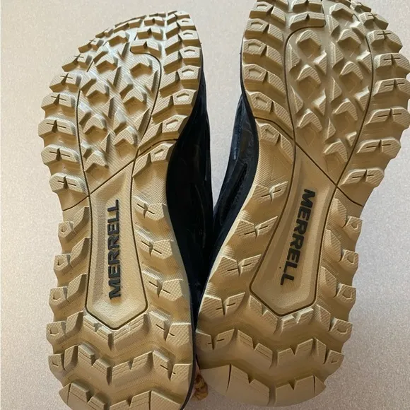 NWOT Merrell Hydro Trail Runner Shoes