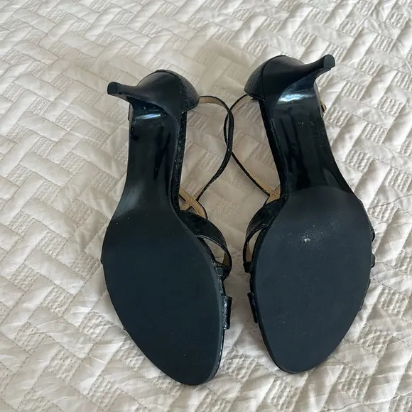 NWOT Talbots black faux snake skin heels size 8
