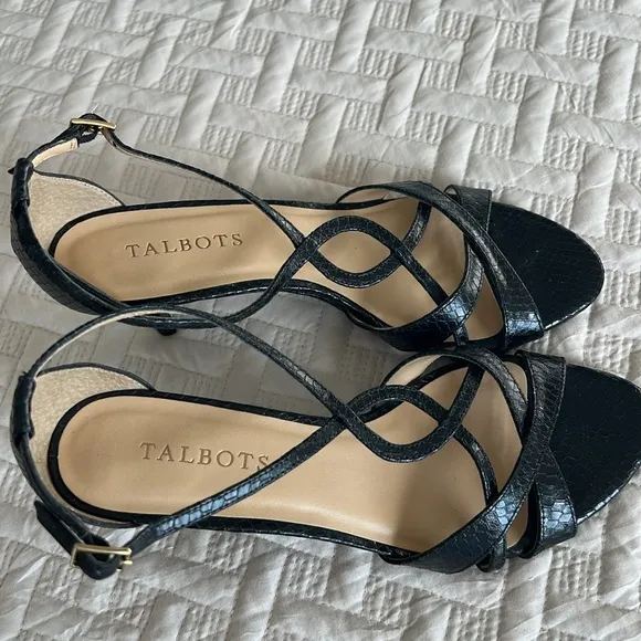 NWOT Talbots black faux snake skin heels size 8