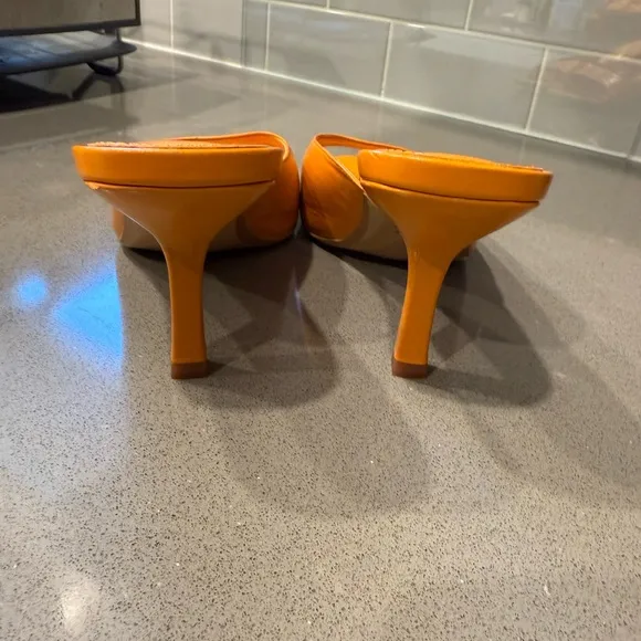 NWOT Zara Orange Heeled Mules sandals peep toe size 8/39.