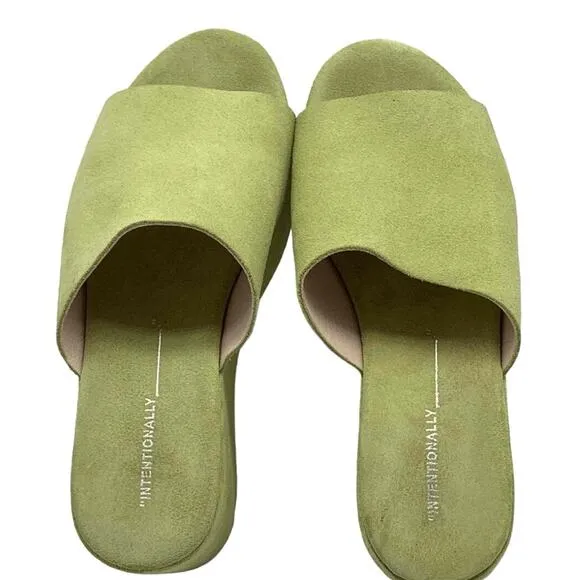 NWT $200 Intentionally Blank Camp Platform Slides Green Suede Mules - Size 7.5