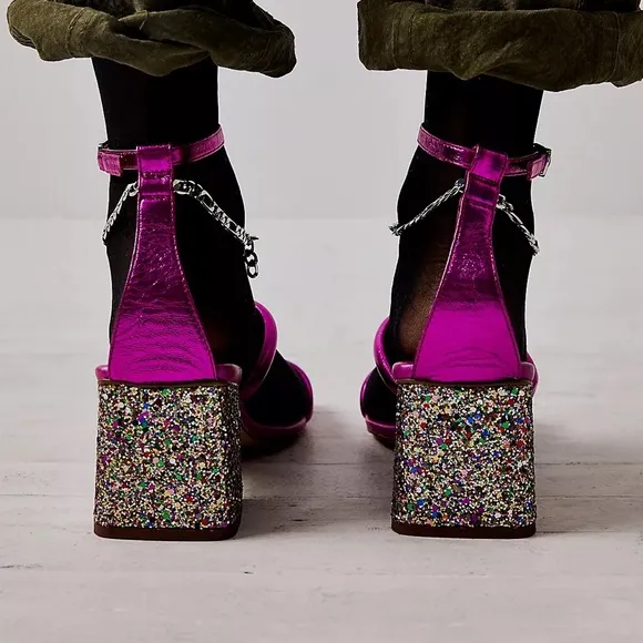 NWT Free People Parker Chain Heels - Magenta