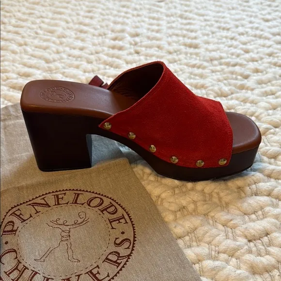 NWT! Penelope Chilvers Arusha Suede Muel