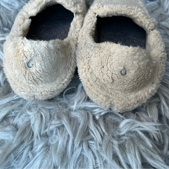 Olukai Nohea Heu Sandbar neutral tan loungewear slippers women’s shoe size 7