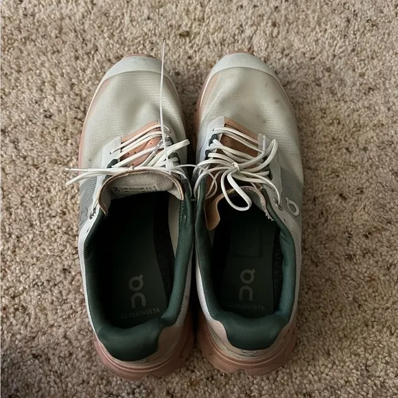 On Running Cloudvista Exclusive Running Gym Shoes