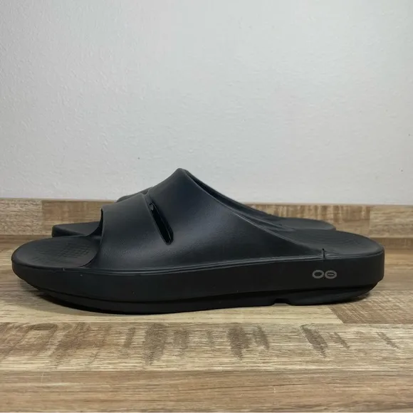 Oofos OOahh Slide Sandal‎ Mens 9 Black Oofoam Arch Support Sandals Recovery EUC
