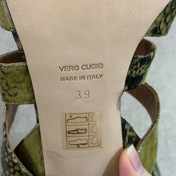 Paris Texas olive green snakeskin effect sandals size 39 EU