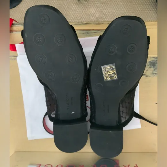 Pas De Rouge “Fleur” Black Back Strap Mules