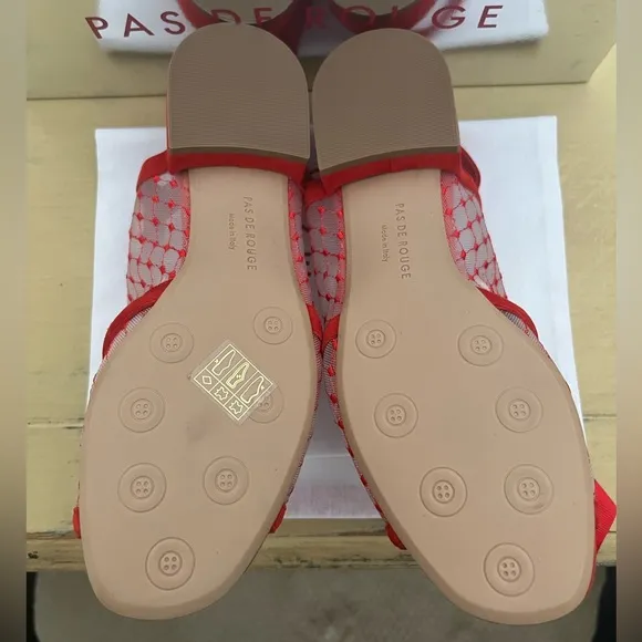 Pas De Rouge “Fleur” Red Back Strap Mules