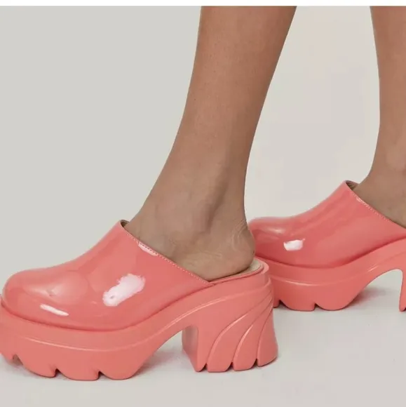Patent Faux Leather Chunky Round Toe Mules Coral Platform .