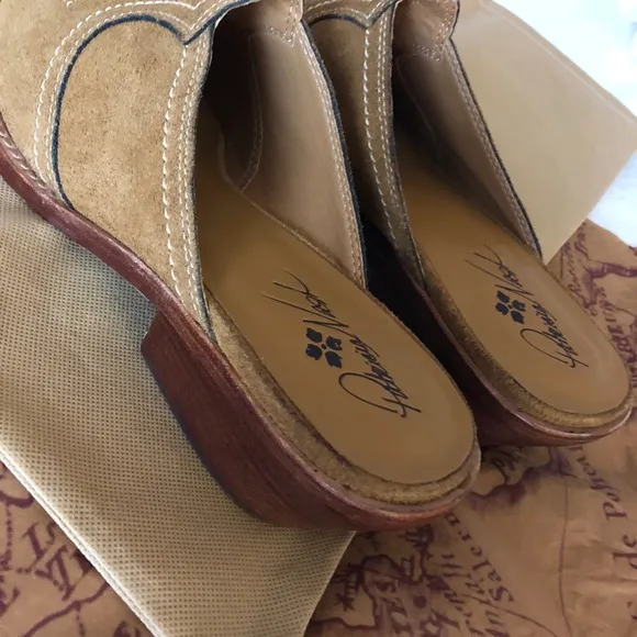 Patricia Nash, Battista, suede, western, power up fabulous shoes!