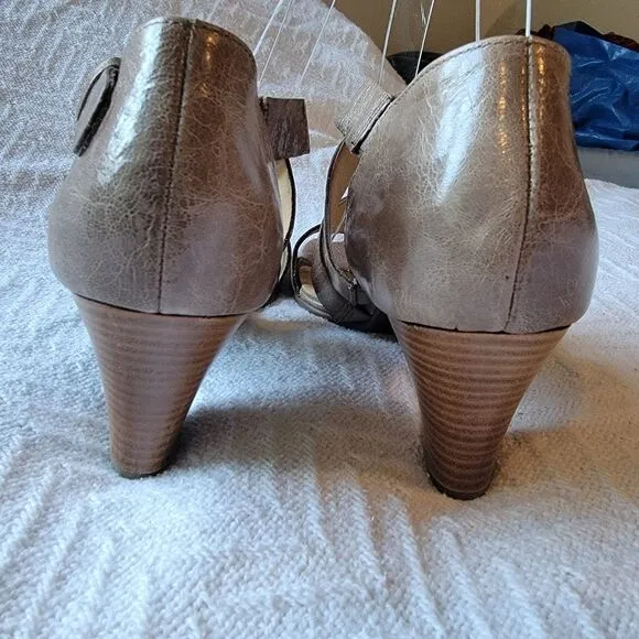 Paul Green Tan Beige Patent Leather Strappy Heeled Buckle Sandals US 9.5 UK 7