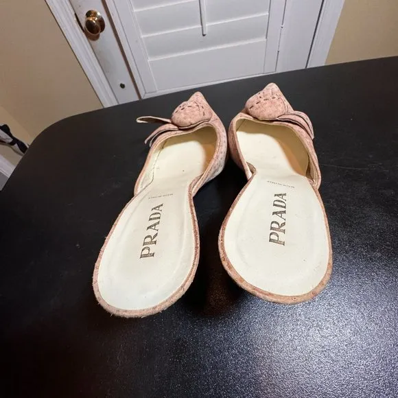 Prada eur 38 light brown suede pattenered mules  with rosette and pointy toe