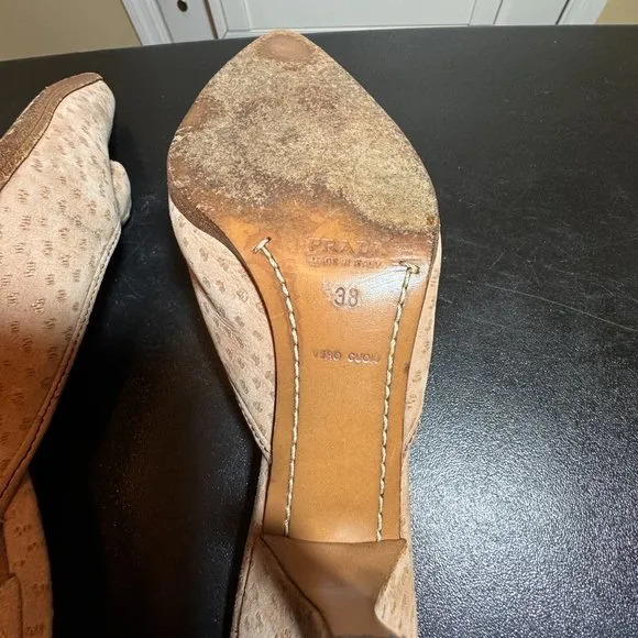 Prada eur 38 light brown suede pattenered mules  with rosette and pointy toe