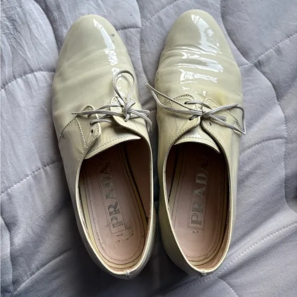 Prada Women’s Cream Oxford Shoes Classic Elegance