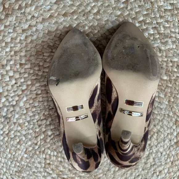 Pretty Small Shoes Animal Print High Heels Size EU32 / 2 Petite Size