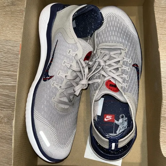 Rare Nike Free RN 2018 Moon Particle Shoes
