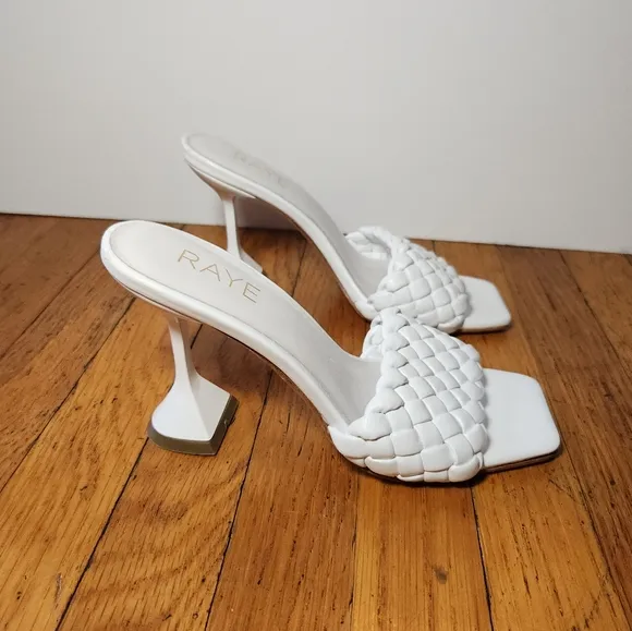 RAYE Valeria White Heel