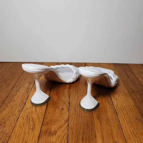RAYE Valeria White Heel