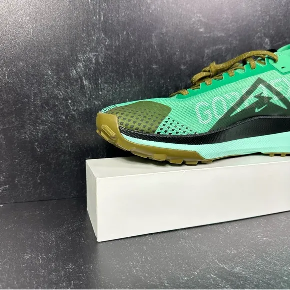 REACT PEGASUS TRAIL 4 GORE TEX SPRING GREEN OLIVE FLAK MINT FOAM BLACK RUNNING