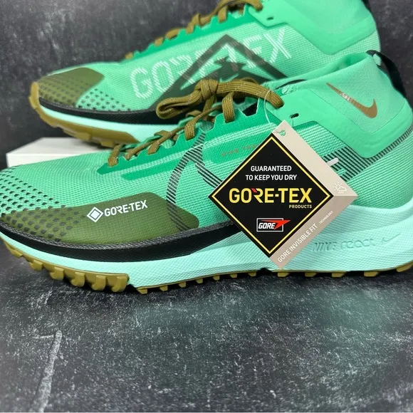 REACT PEGASUS TRAIL 4 GORE TEX SPRING GREEN OLIVE FLAK MINT FOAM BLACK RUNNING