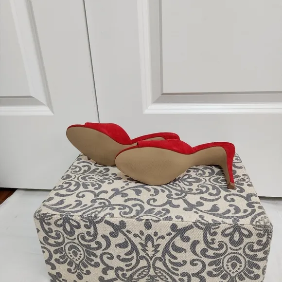 Red  Suede Steve Madden Mule