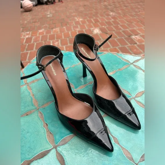 Reformation Kenny Bare Pump Leather Heels Black Pointed Toe