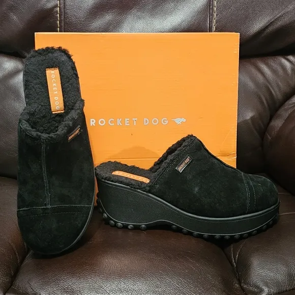 RocketDog Frann lined black suede platform mules - NIB size 8M